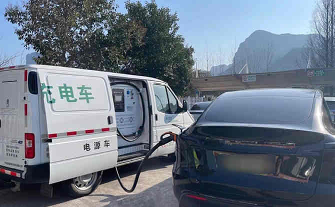 广德汽车搭电